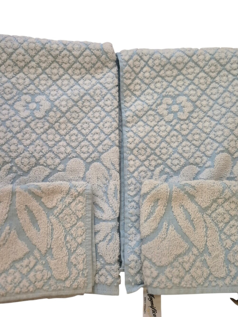 2 Sets Of Hand Towels And Face Towels Blue White Textured Design Jumbo Oversize